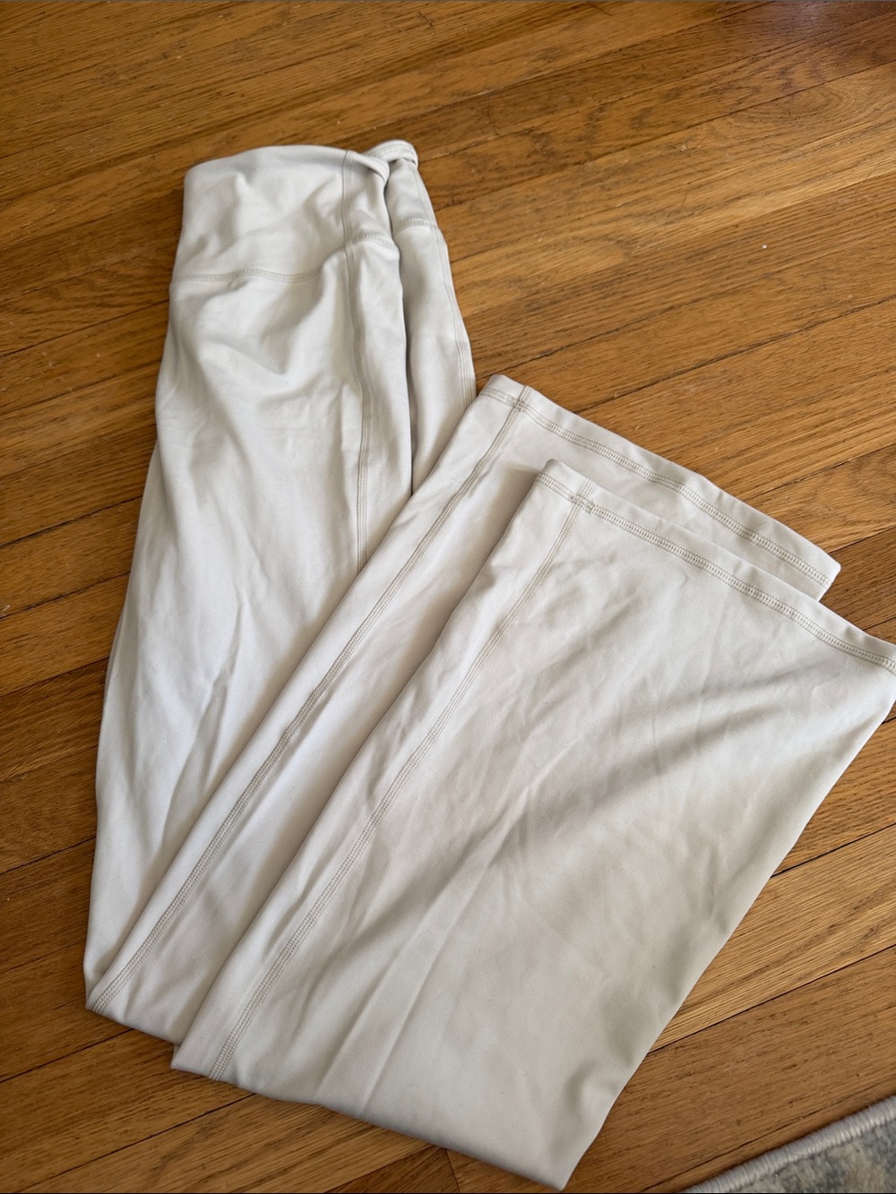 Olive Avenue Sz Med wide leg Stretch Pants in Light Cream